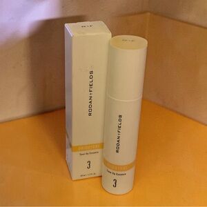 Rodan + Fields BrightoneTone Up Essence Serum